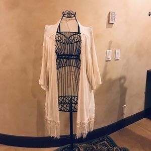 Boho White Knit Kimono, Beautiful and Barely Worn